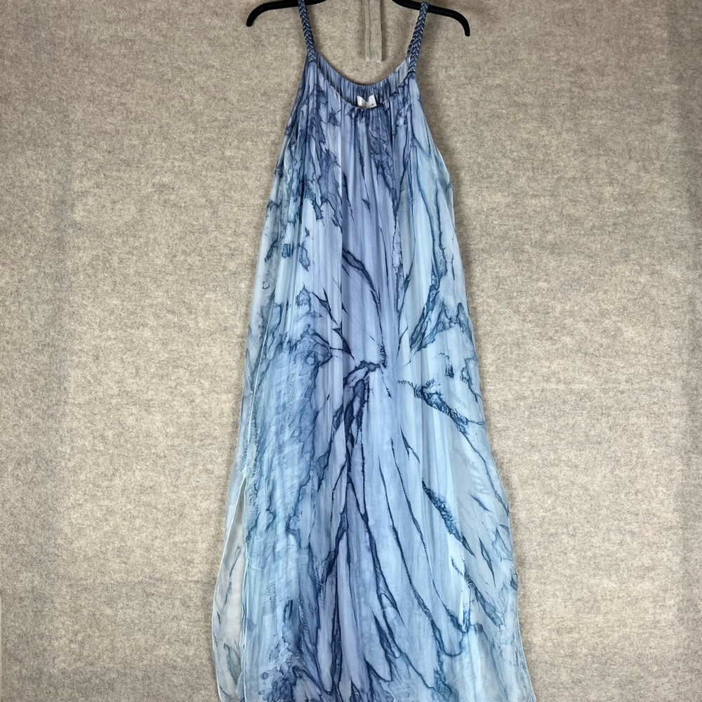 Elegant Blue Tie-Dye Maxi Dress